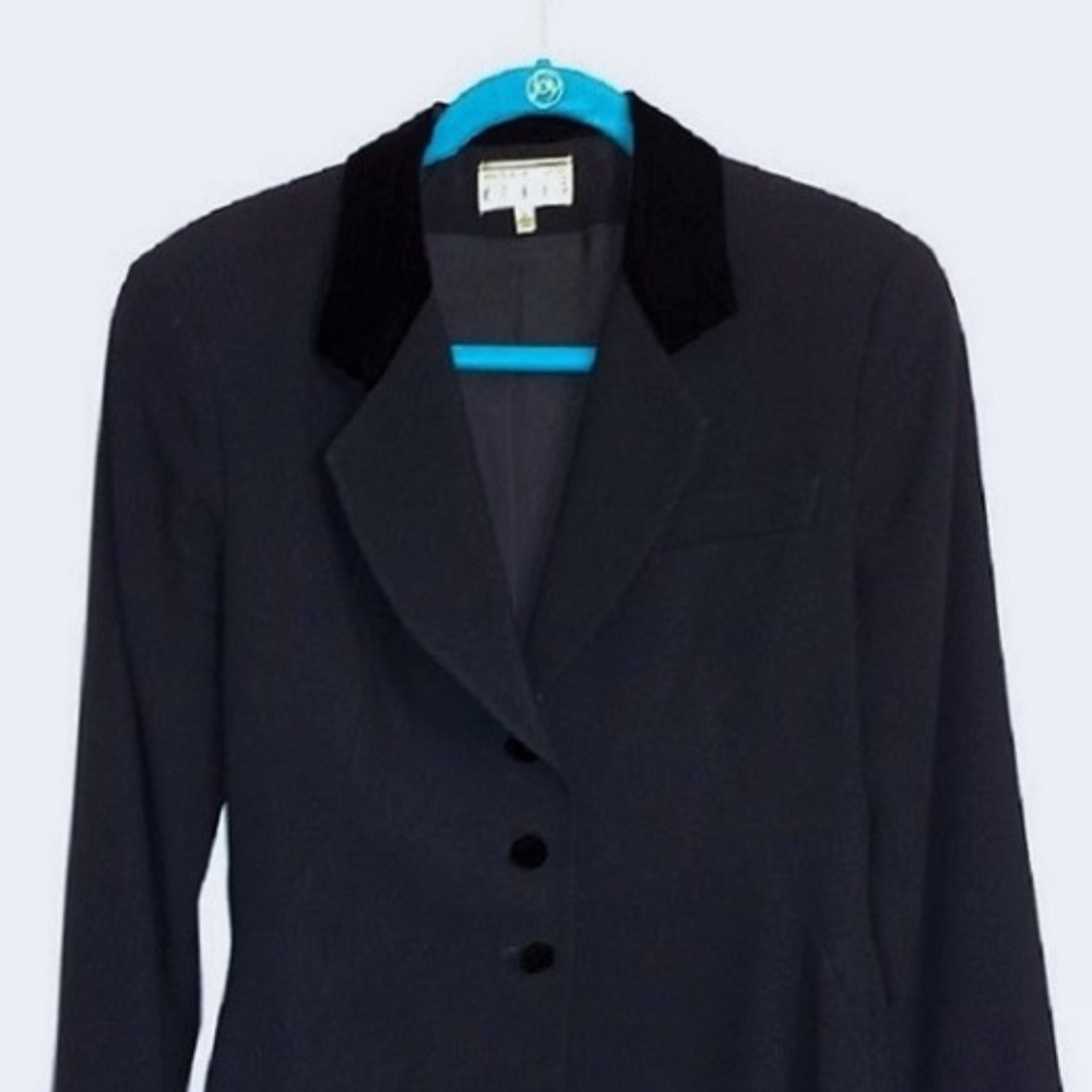 Black mid-waist "Ann Tjian" for KENAR Jacket